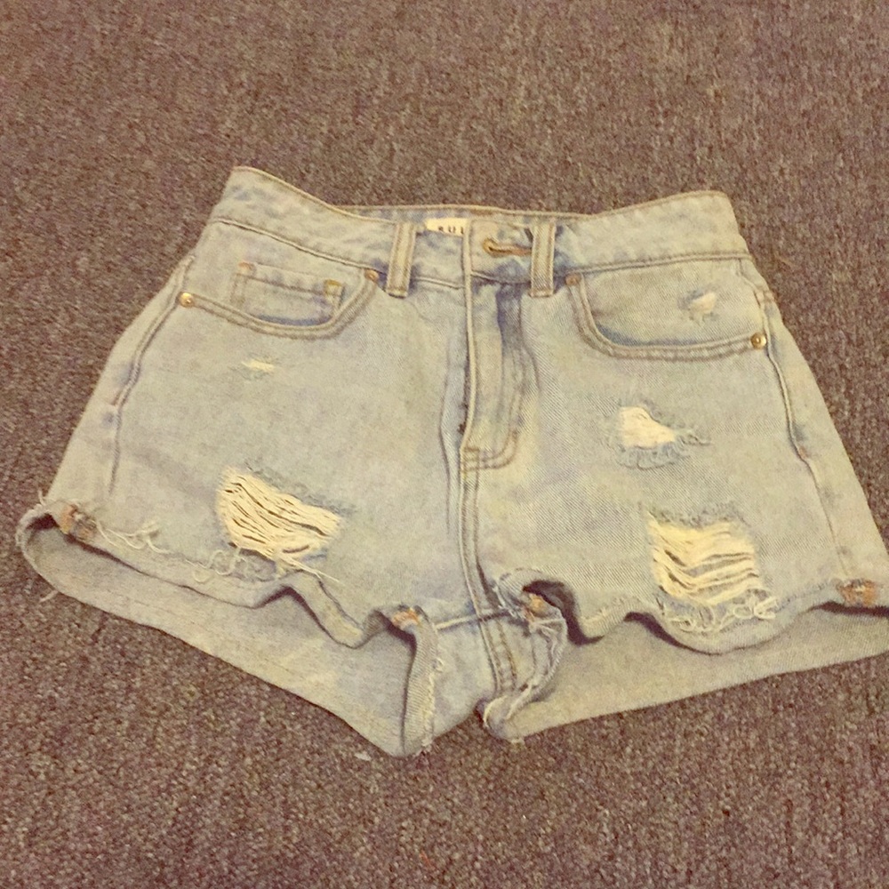 Mom shorts bullhead 1